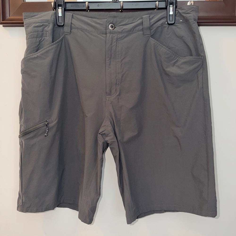 Patagonia Men's Quandary Shorts - 10" Size 40